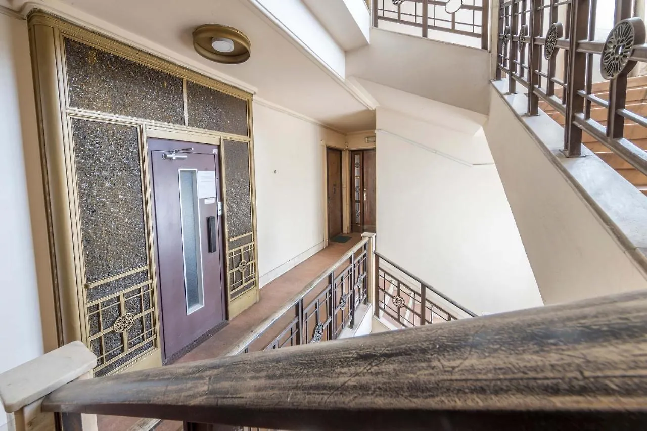 Astoria Balcony Apartment Будапешт